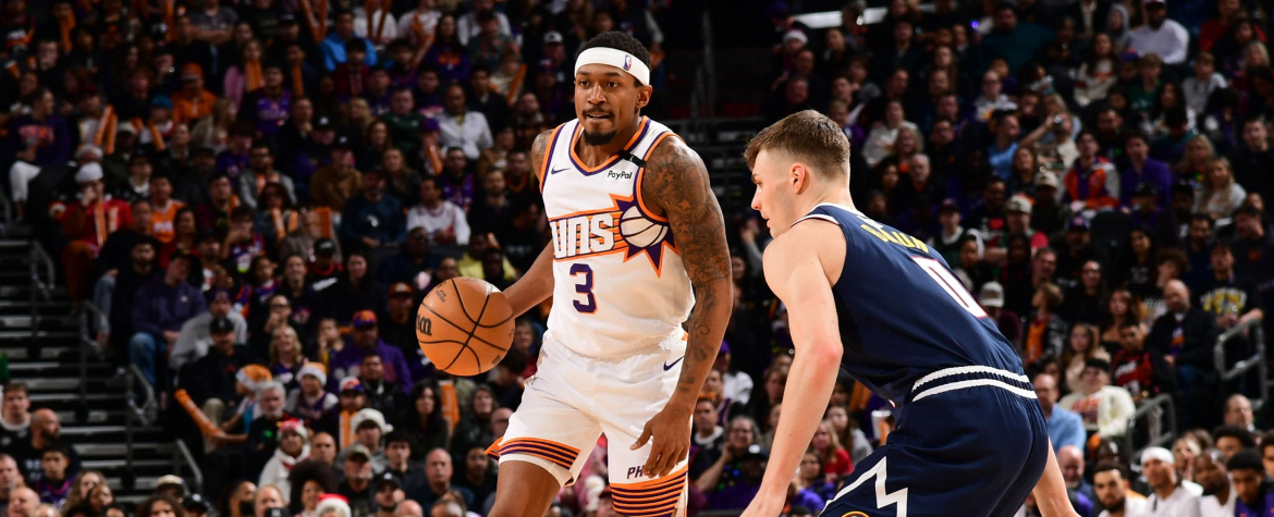 beal-mene-la-danse-les-suns-domptent-denver-pour-le-christmas-day.webp