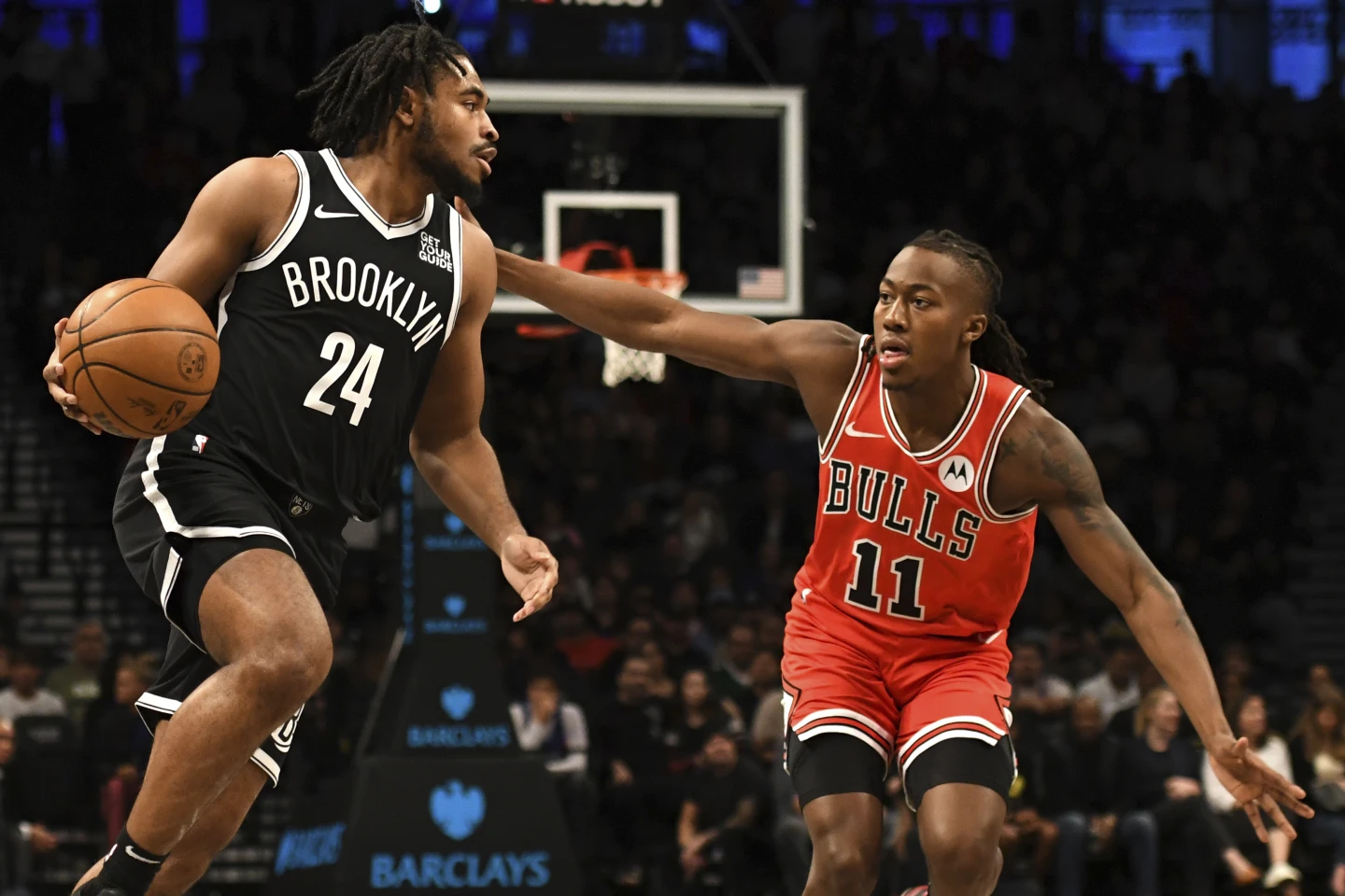 cam-thomas-et-les-nets-prennent-le-meilleur-sur-des-bulls-trop-peu-determine.webp