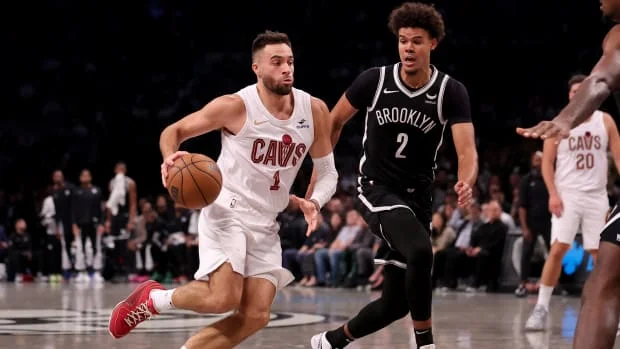 cavaliers-vs-nets-une-victoire-au-bout-du-suspense.webp