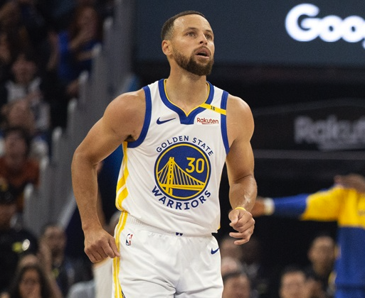 frayeur-chez-les-warriors-stephen-curry-s-est-blesse.webp