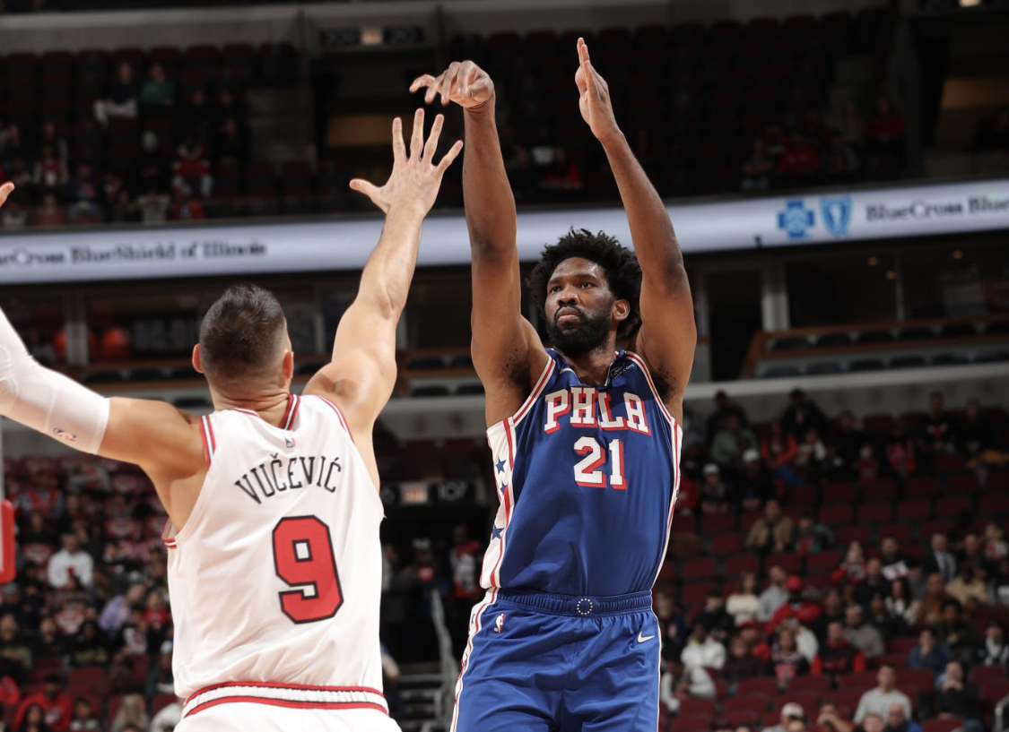 joel-embiid-is-back-tyrese-maxey-historique-le-big-three-des-sixers-signe-sa-premiere-victoire.webp