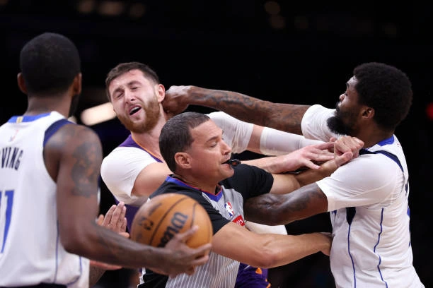 jusuf-nurkic-et-les-phoenix-suns-une-rupture-est-imminente.webp