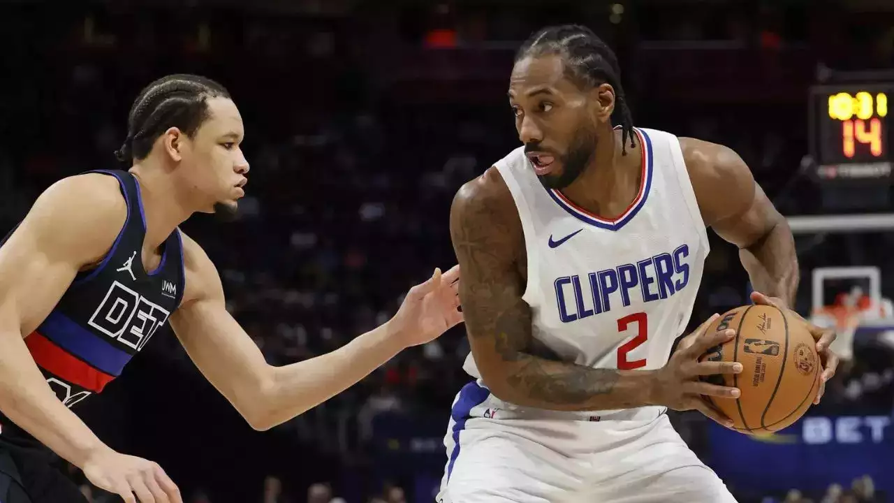 kawhi-leonard-et-russell-westbrook-s-imposent-en-maitres-face-aux-pistons-de-detroit.webp