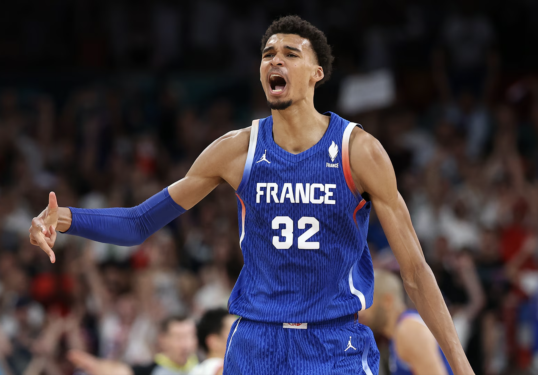 l-equipe-de-france-de-basket-qualifiee-pour-les-quarts-de-finale-des-jo.webp