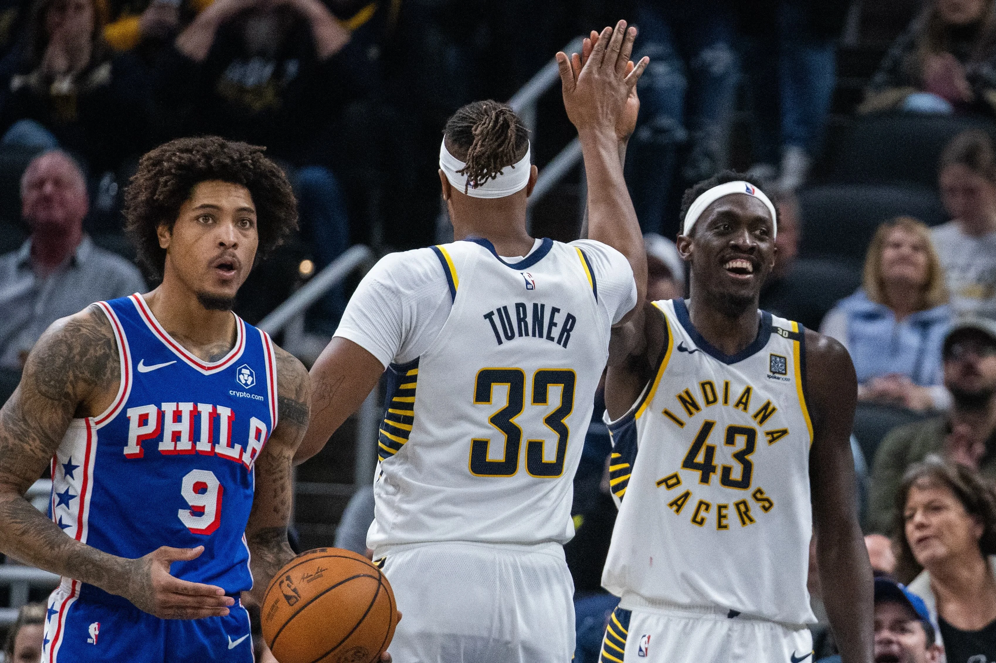 la-force-collective-des-pacers-s-impose-face-aux-76ers.webp