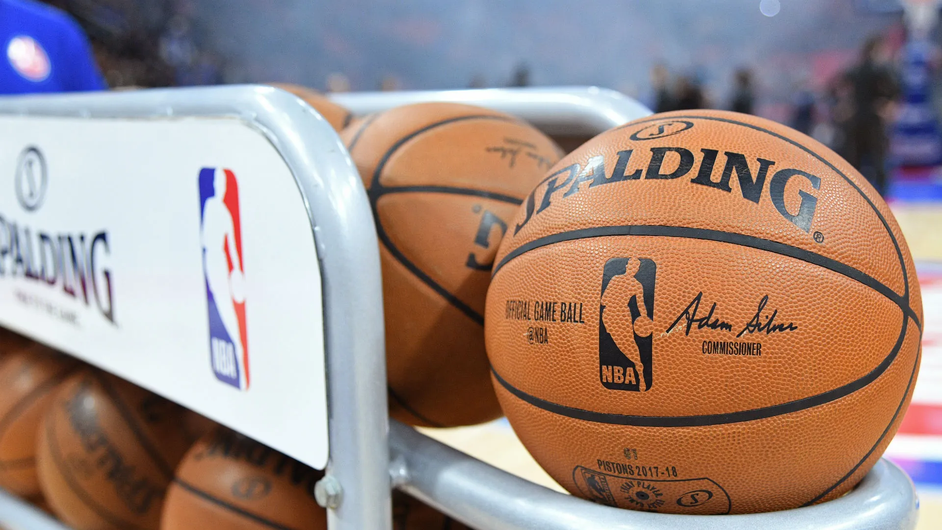 la-nba-devoile-le-logo-officiel-du-nouveau-tournoi-in-season.webp