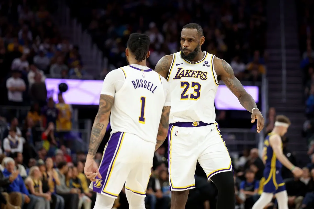 lebron-james-prend-la-defense-de-d-angelo-russell.webp