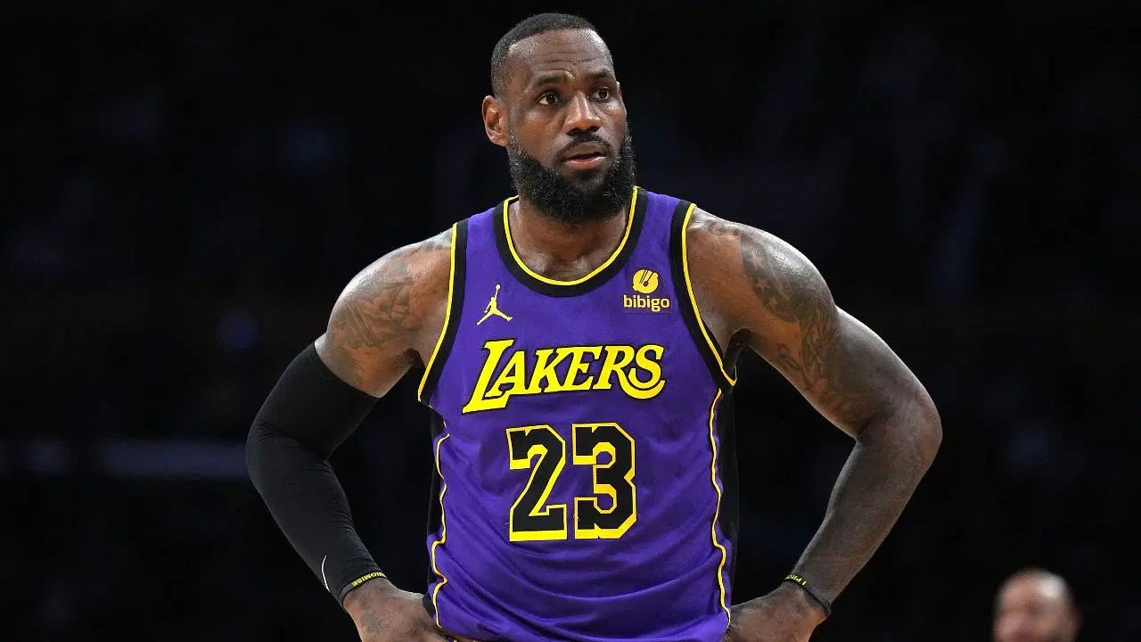 lebron-james-s-exprime-sans-langue-de-bois-sur-la-situation-des-lakers.webp