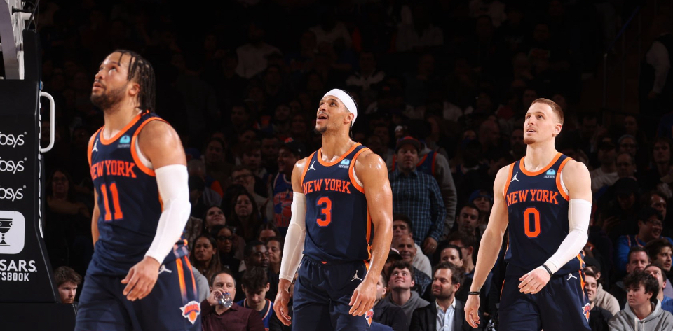 les-knicks-s-imposent-face-aux-pistons-dans-un-4eme-quart-temps-spectaculaire.jpg