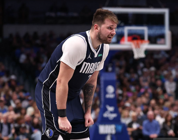 luka-doncic-absent-au-moins-un-mois.jpg