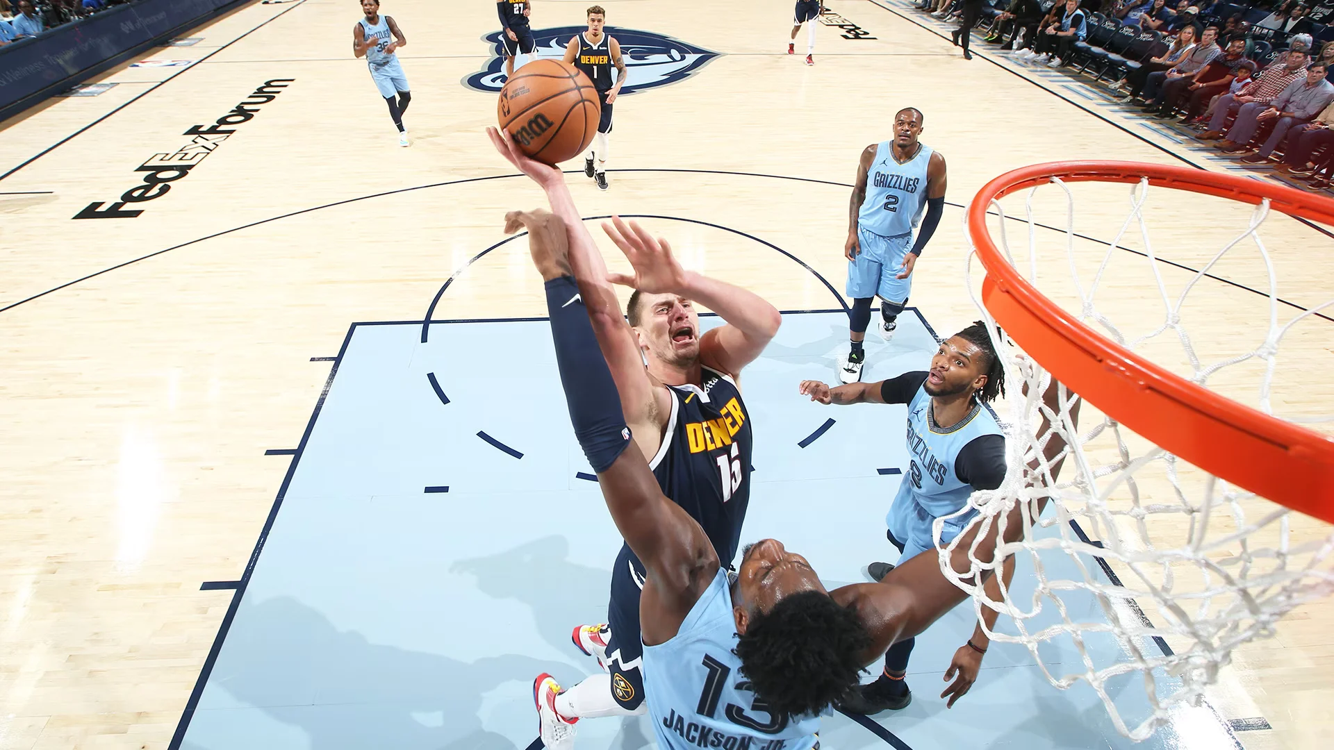 nuggets-vs-grizzlies-le-champion-enchaine.webp