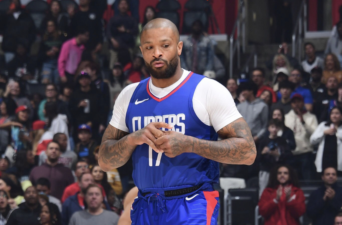 p-j-tucker-autorise-par-les-clippers-a-chercher-un-trade.webp