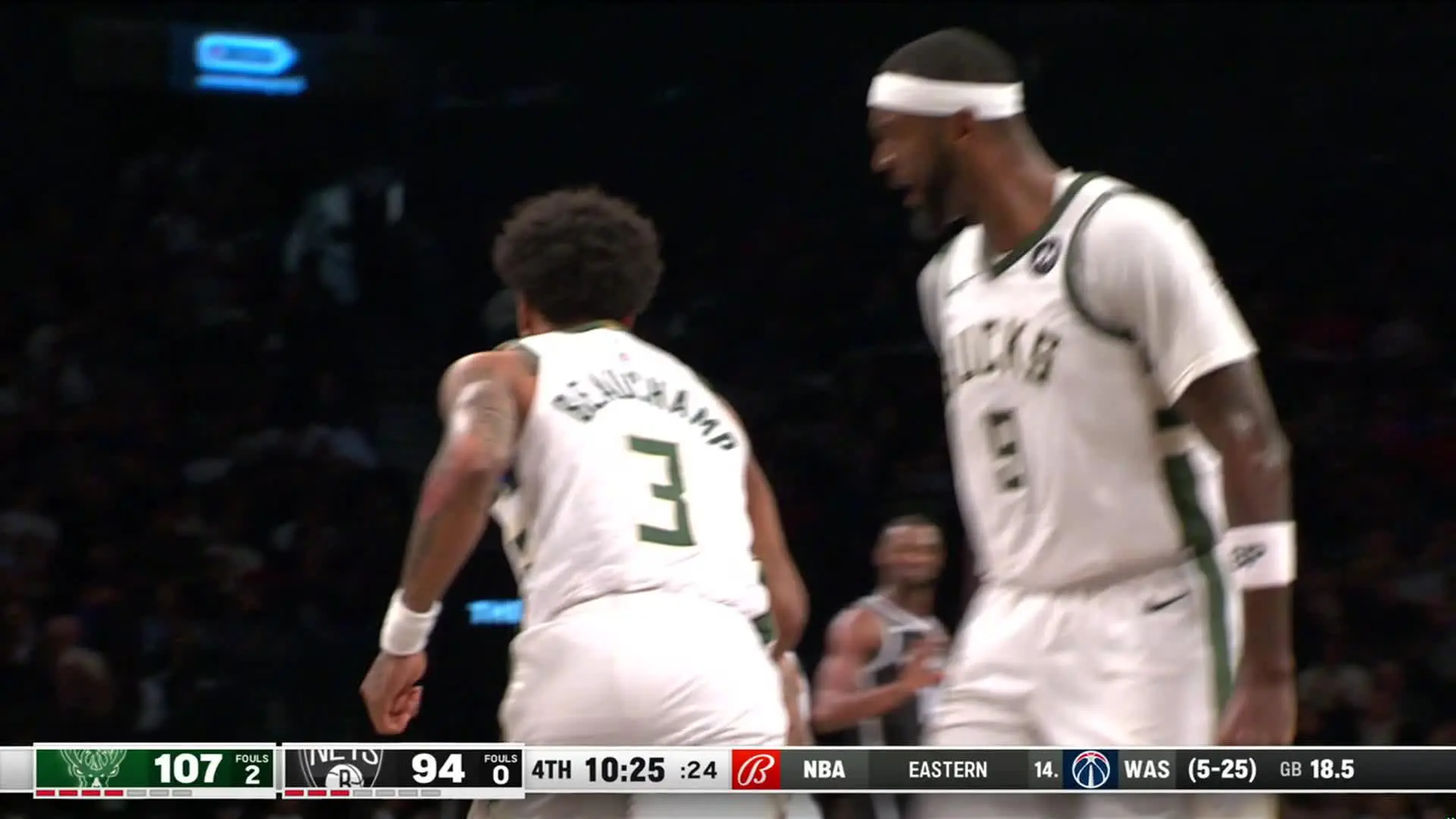 quel-dunk-de-marjon-beauchamp-cette-nuit-face-aux-brooklyn-nets-video.webp