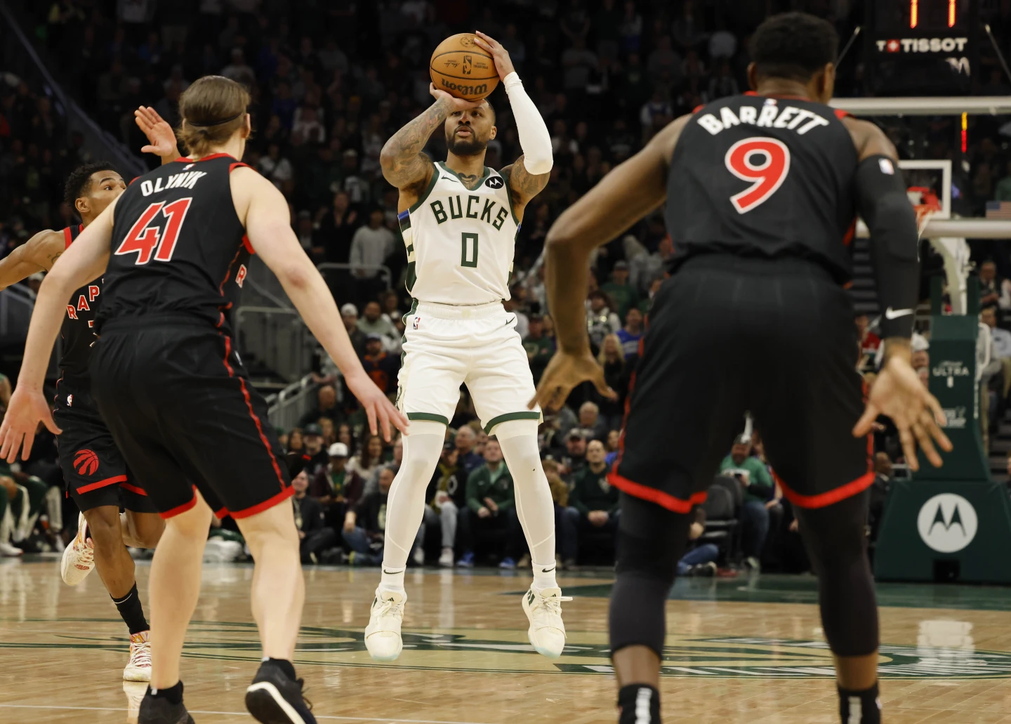 toronto-defie-les-pronostics-et-surclasse-les-bucks.webp